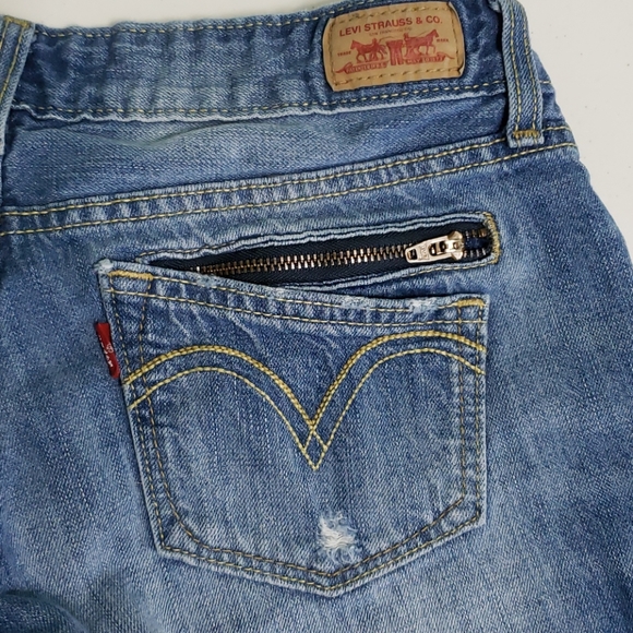 LEVI'S denim shorts - Picture 8 of 10